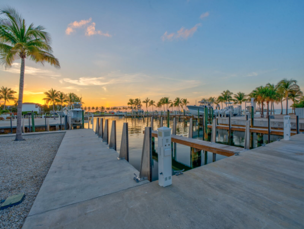 Luxury Vacation Rental in Marathon Fl - 5-Bedroom Coastal Escape